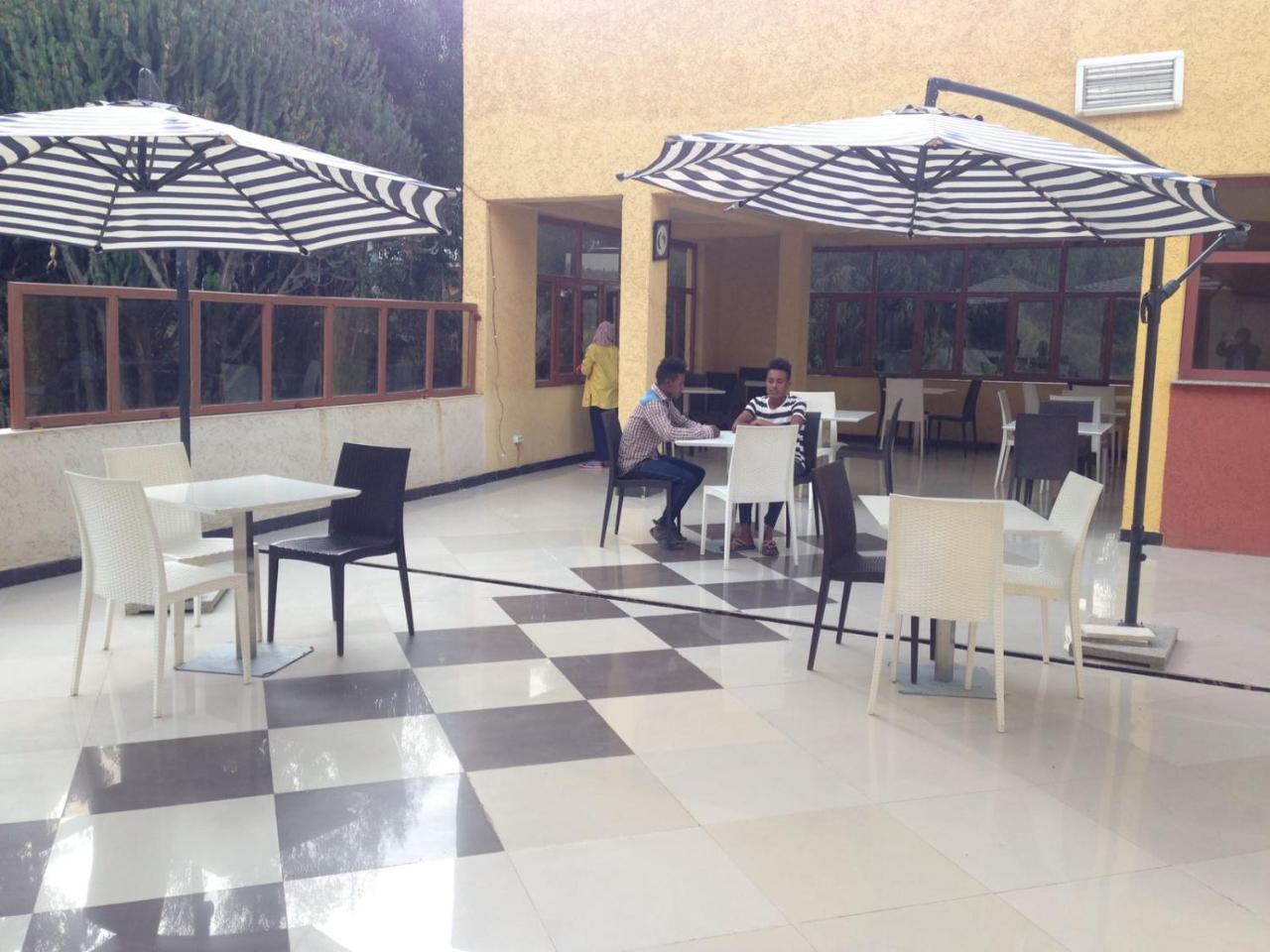 Joamla Hotel Desē Extérieur photo