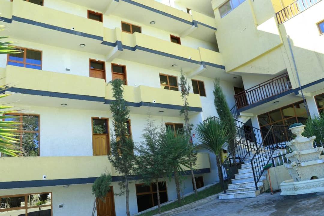 Joamla Hotel Desē Extérieur photo